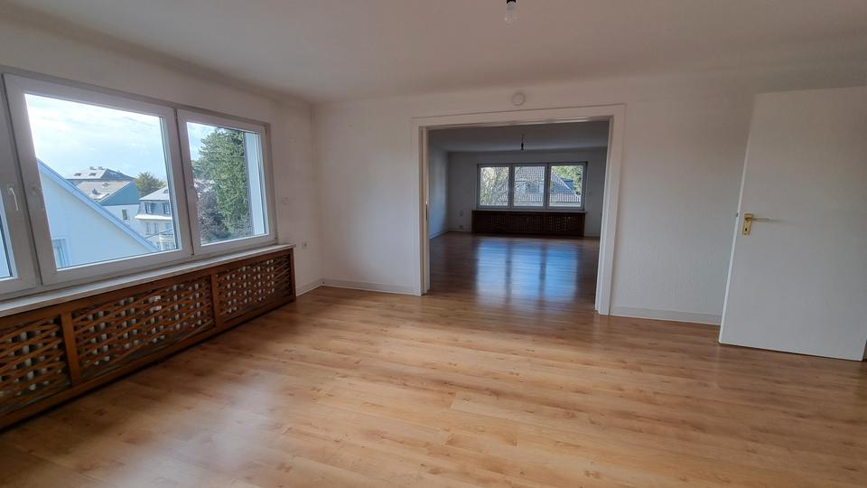 Etagenwohnung Saarbrücken Kieselhumes - 5 Zimmer, 139 m&sup2;, 1.200&euro; | Angebot:25973498