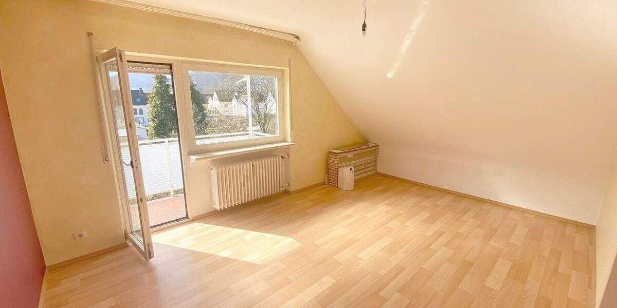 Etagenwohnung Trier / Ehrang Ehrang - 4 Zimmer, 125 m&sup2;, 980&euro; | Angebot:25166425
