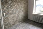 Dachgeschoßwohnung Duisburg Hochheide - 3 Zimmer, 80 m&sup2;, 716&euro; | Angebot:26579701