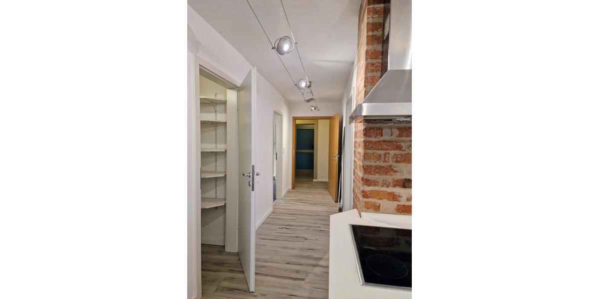 Dachgeschoßwohnung Coburg - 4.5 Zimmer, 96 m&sup2;, 940&euro; | Angebot:26137416