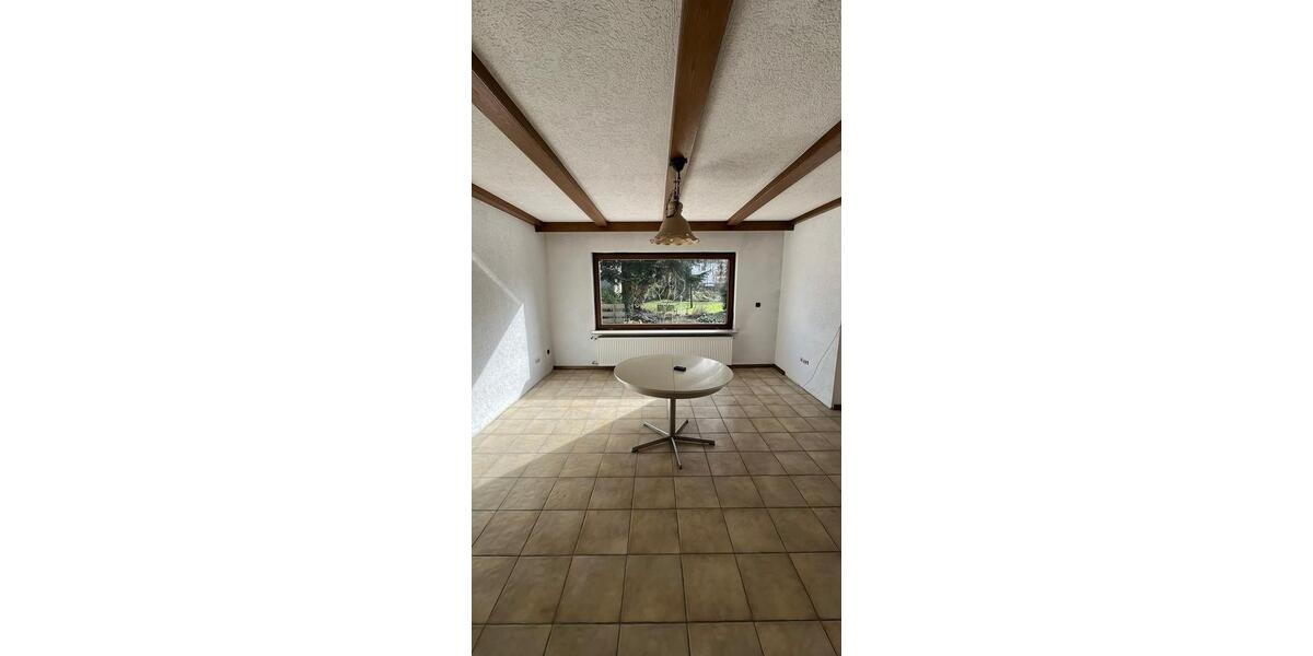 Einfamilienhaus Rüsselsheim am Main - 5 Zimmer, 180 m&sup2;, 2.000&euro; | Angebot:26195899