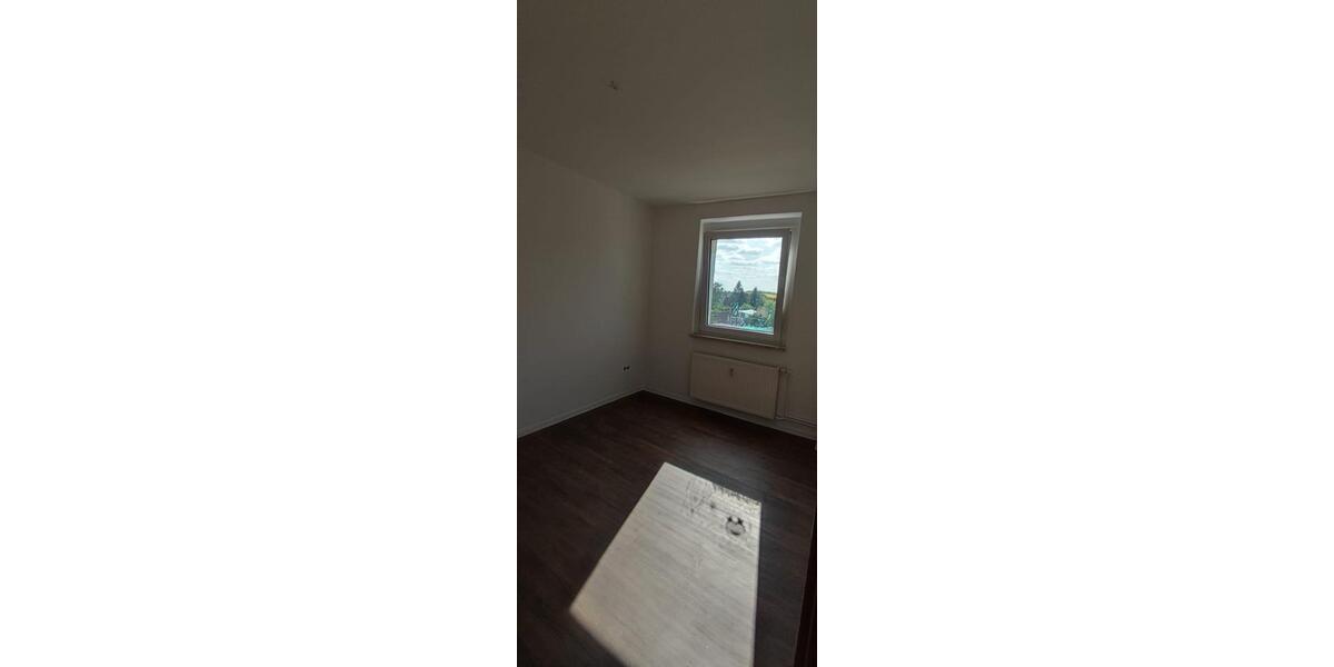 Etagenwohnung Schönebeck (Elbe) - 3 Zimmer, 70 m&sup2;, 360&euro; | Angebot:22584787