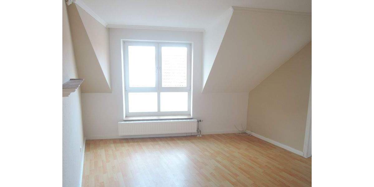 Gepflegte, helle Nichtraucher Eigentumswohnung mit Balkon und Tiefgaragenstellplatz in ruhiger Innenstadtlage 3 zimmer