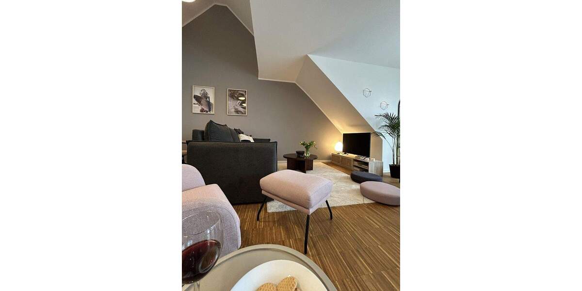 Neubau-gehobene 2-Zimmer Dachgeschosswohnung in Hainholz möbliert 2 zimmer