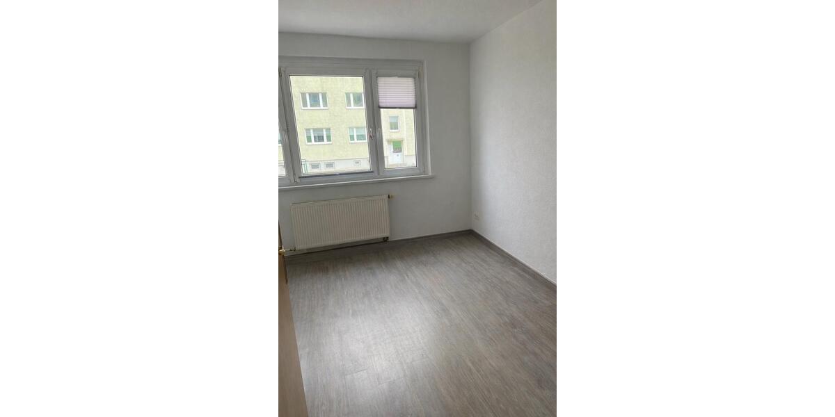 Erdgeschoßwohnung Bad Düben - 4 Zimmer, 85 m&sup2;, 640&euro; | Angebot:25943891