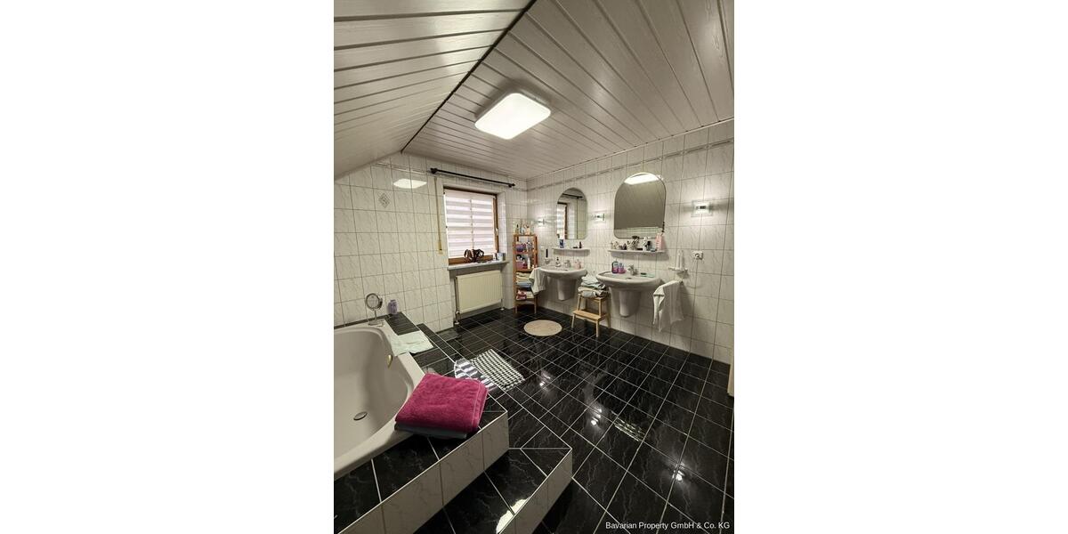 Einfamilienhaus Rain - 5 Zimmer, 156 m&sup2;, 1.250&euro; | Angebot:25717187