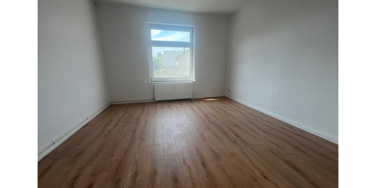 Dachgeschoßwohnung Hohenaspe - 3 Zimmer, 73 m&sup2;, 700&euro; | Angebot:26412535