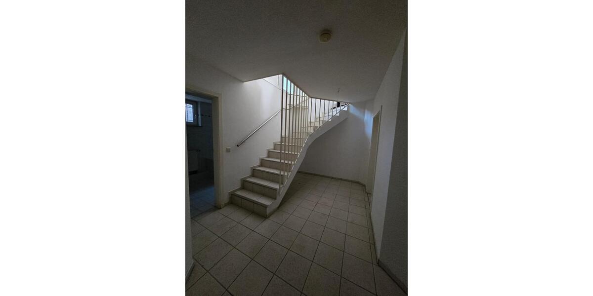 Erdgeschoßwohnung Falkensee - 5 Zimmer, 141 m&sup2;, 2.000&euro; | Angebot:24553142