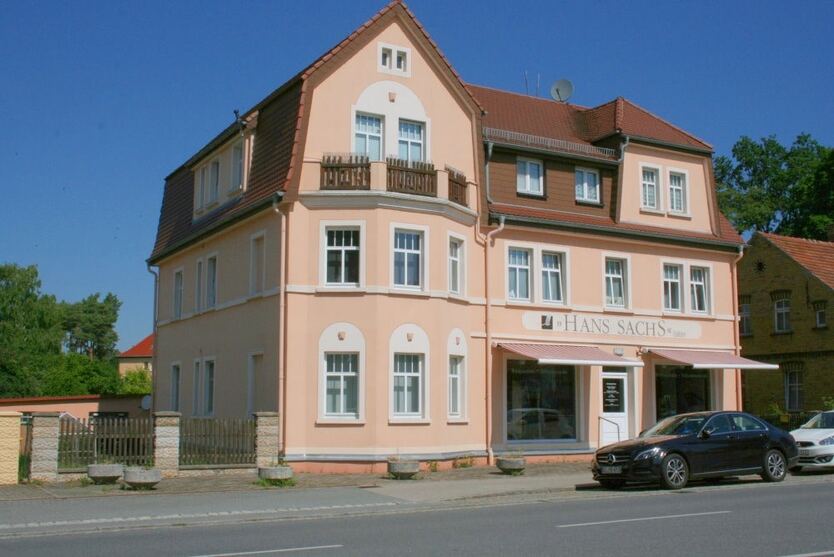 Schicke Dachgeschosswohnung nähe Stadkern 2 zimmer