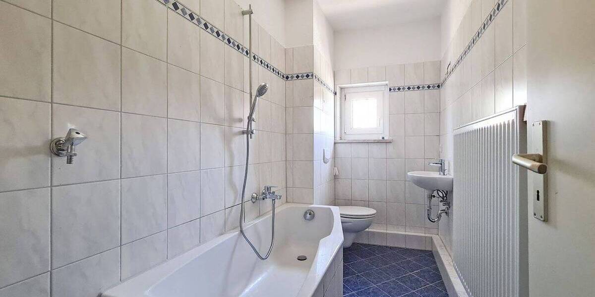 Etagenwohnung Freiberg Freiberg Ost - 2 Zimmer, 46 m&sup2;, 276&euro; | Angebot:26763952