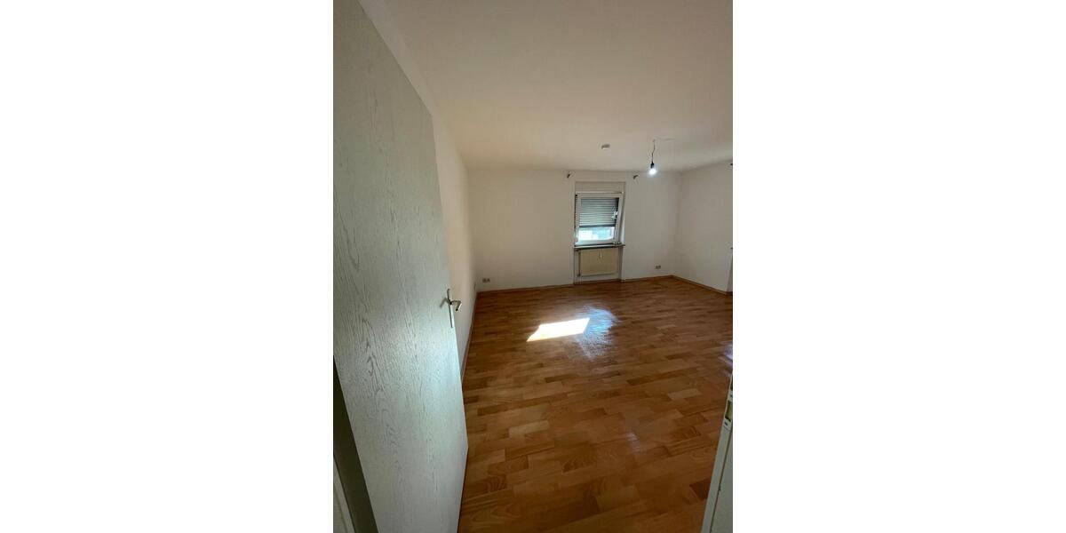 Erdgeschoßwohnung Elsenfeld - 3 Zimmer, 85 m&sup2;, 850&euro; | Angebot:25977305