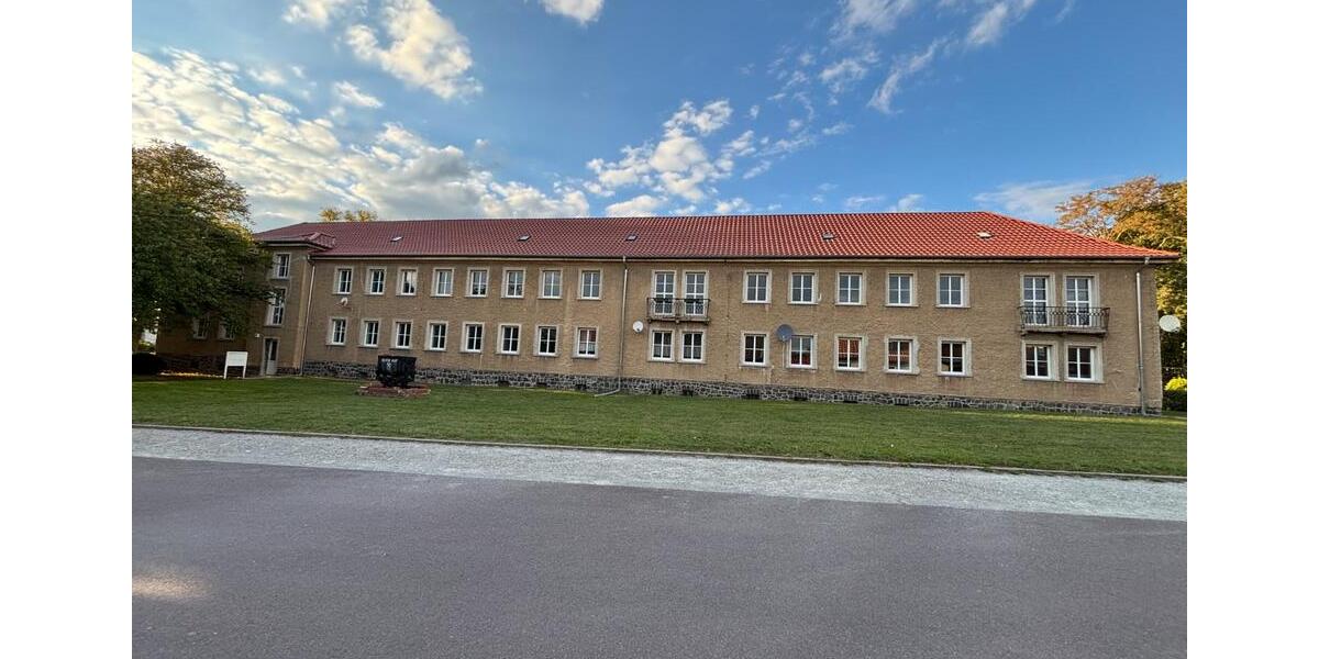 Etagenwohnung Hötensleben - 3 Zimmer, 80 m&sup2;, 200&euro; | Angebot:24773298