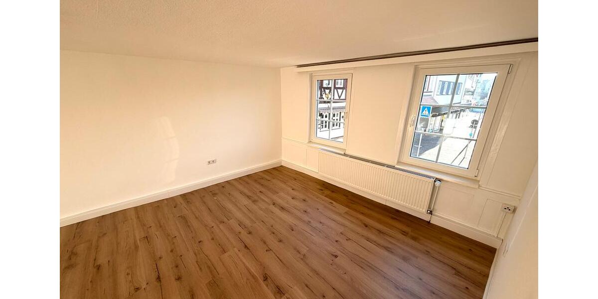 Etagenwohnung Bad Hersfeld - 3 Zimmer, 97 m&sup2;, 780&euro; | Angebot:26018258