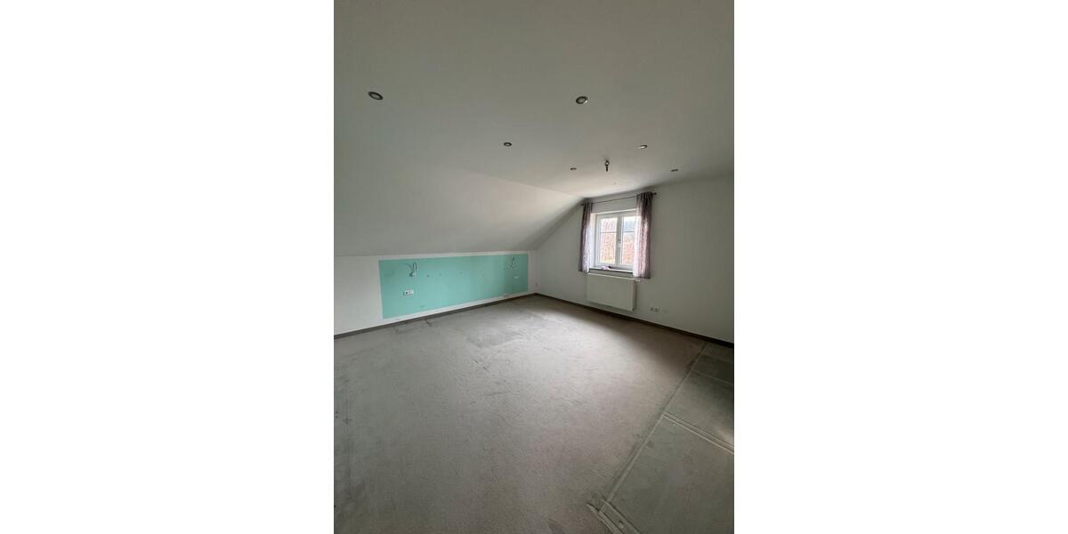 Maisonettenwohnung Aichach - 6 Zimmer, 186 m&sup2;, 2.550&euro; | Angebot:25332283