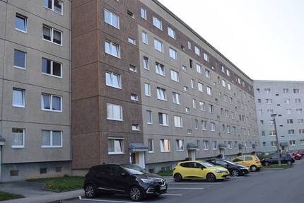 Wohnung Hainichen - 3 Zimmer, 55 m&sup2;, 277&euro; | Angebot:26083182