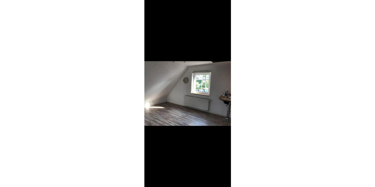 Dachgeschoßwohnung Monschau - 2 Zimmer, 80 m&sup2;, 700&euro; | Angebot:26326978