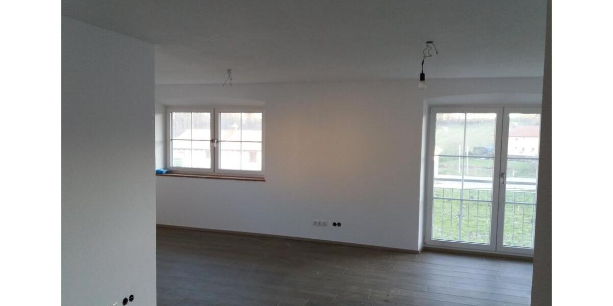 Etagenwohnung Schnaitsee - 3 Zimmer, 95 m&sup2;, 950&euro; | Angebot:26587906