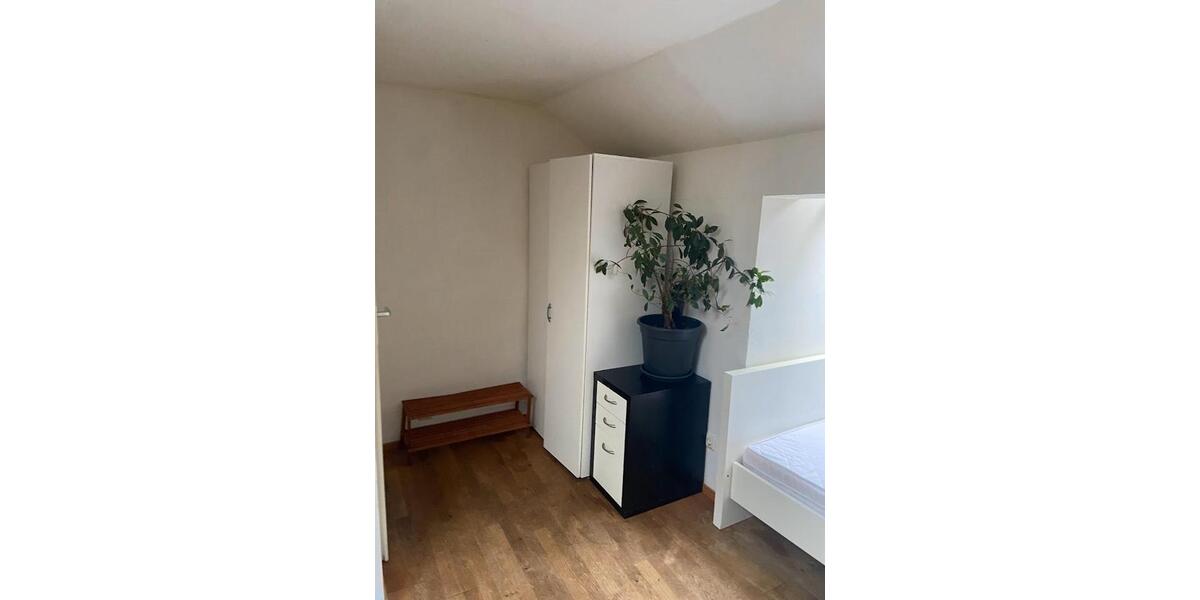 Dachgeschoßwohnung Berlin Treptow-Köpenick - 1 Zimmer, 16 m&sup2;, 625&euro; | Angebot:26133421