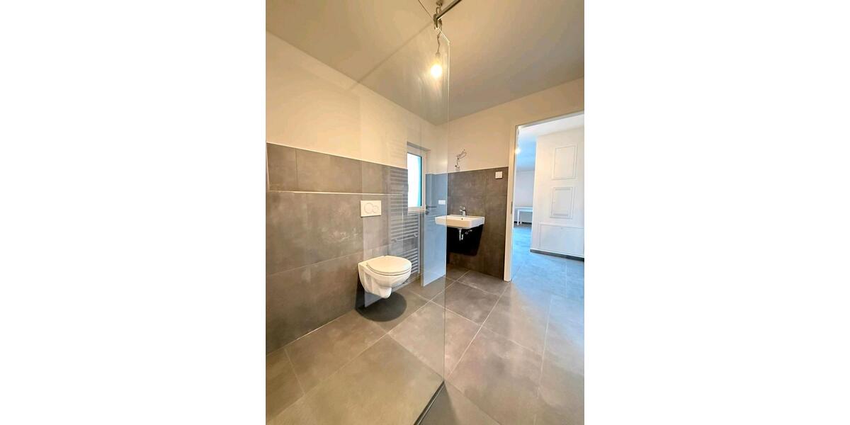 Hochparterre Östringen - 3 Zimmer, 80 m&sup2;, 1.050&euro; | Angebot:26415109
