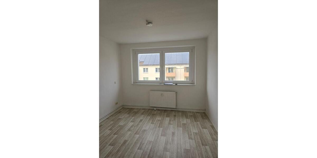Etagenwohnung Kalbe (Milde) - 3 Zimmer, 53 m&sup2;, 248&euro; | Angebot:26144594