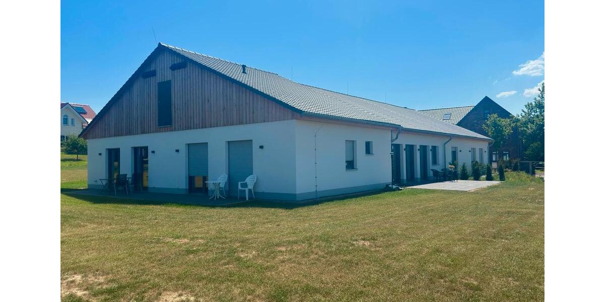 Erdgeschoßwohnung Fürstenberg - 12 Zimmer, 388 m&sup2;, 476&euro; | Angebot:21385884