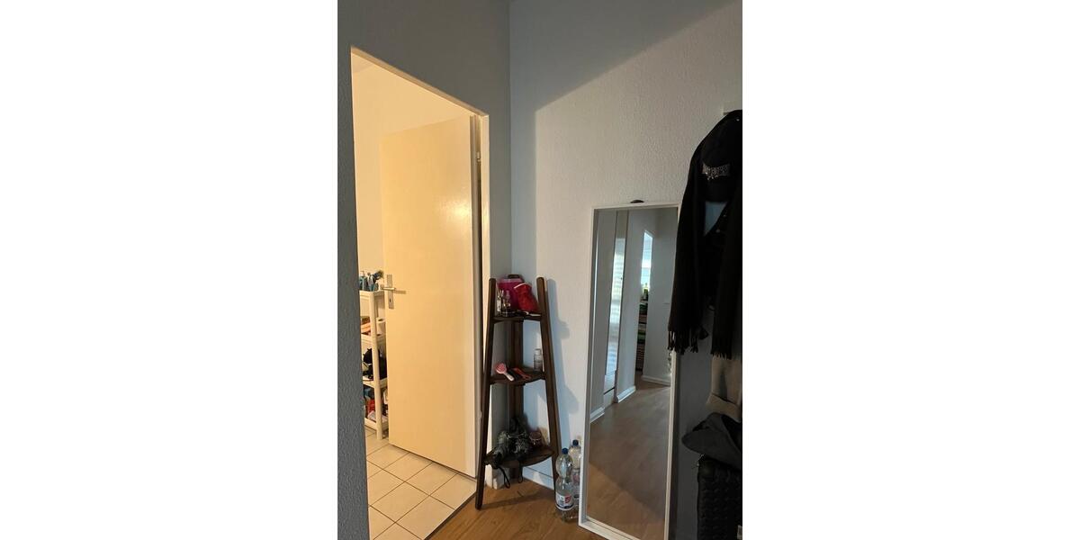 Etagenwohnung Berlin Mitte - 1 Zimmer, 35 m&sup2;, 900&euro; | Angebot:26583191
