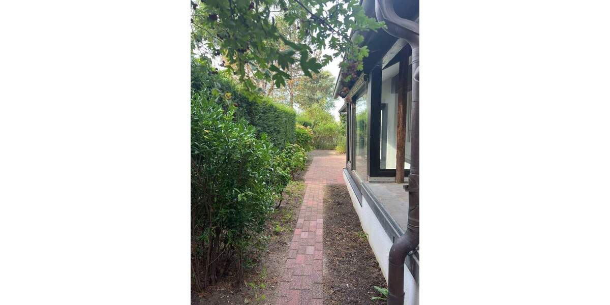 Einfamilienhaus Düsseldorf Kaiserswerth - 2 Zimmer, 80 m&sup2;, 1.200&euro; | Angebot:24348096