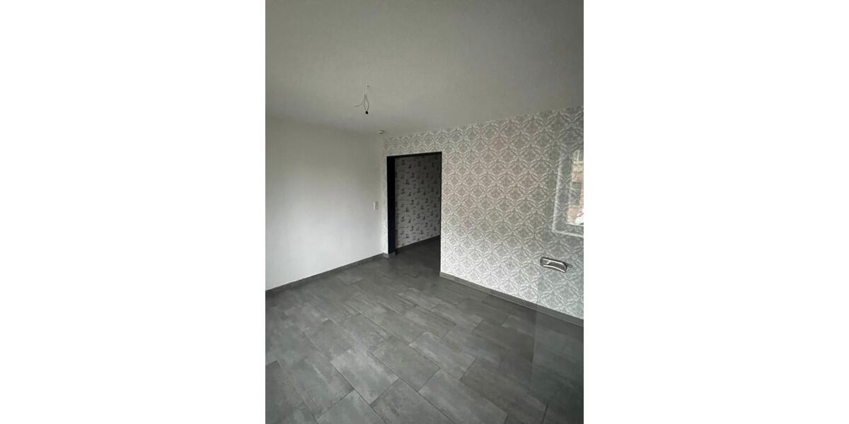 Reihenhaus Sondershausen - 4 Zimmer, 80 m&sup2;, 520&euro; | Angebot:24787247