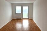 Etagenwohnung Borna - 3 Zimmer, 60 m&sup2;, 330&euro; | Angebot:25145937