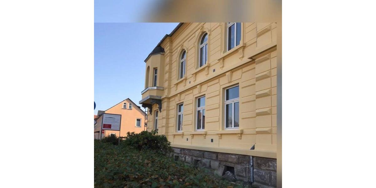 Wunderschöne, geräumige, top-sanierte helle ZWEI-Zi-Wohnung 2 zimmer