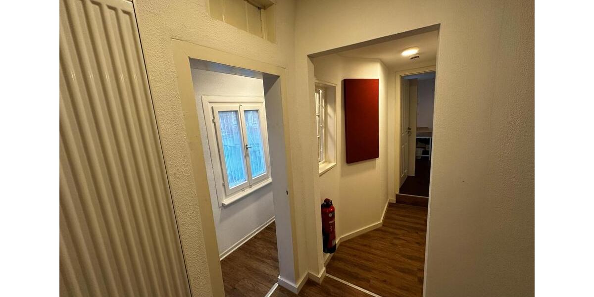 Wohnen auf Zeit Esslingen am Neckar - 4 Zimmer, 90 m&sup2;, 550&euro; | Angebot:23732599