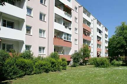 Wohnung zum Mieten in Dessau-Roßlau 331 € 57.31 m²