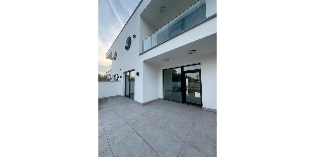 Doppelhaushälfte Halle (Saale) Damaschkestraße - 5 Zimmer, 200 m&sup2;, 2.000&euro; | Angebot:26577877