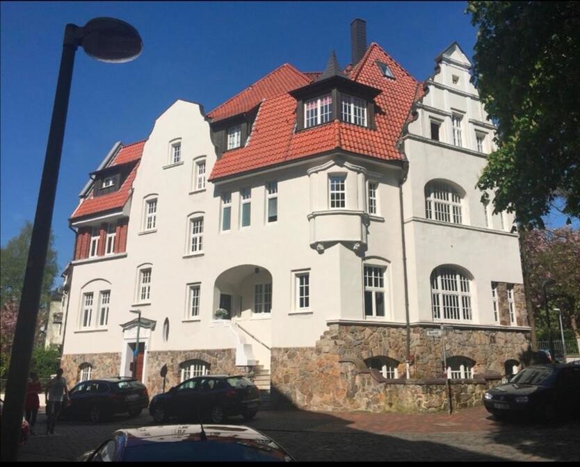 Am Westerberg - stilvolle AltbauWohnung