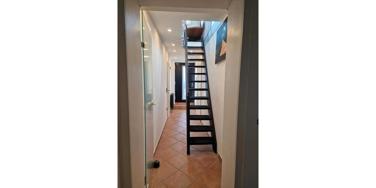 Reihenhaus Mönchengladbach West - 3 Zimmer, 90 m&sup2;, 1.150&euro; | Angebot:25254951