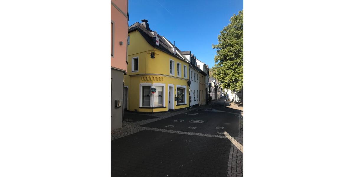 Etagenwohnung Andernach - 4 Zimmer, 110 m&sup2;, 1.100&euro; | Angebot:26699985