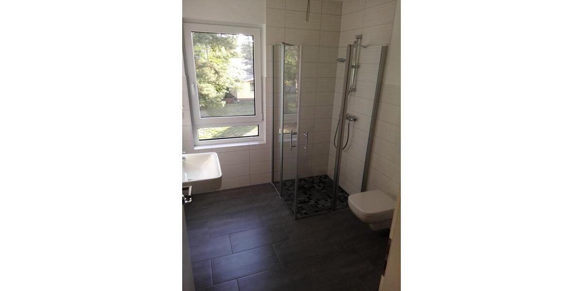 Etagenwohnung Erkner - 3 Zimmer, 86 m&sup2;, 1.300&euro; | Angebot:24979374