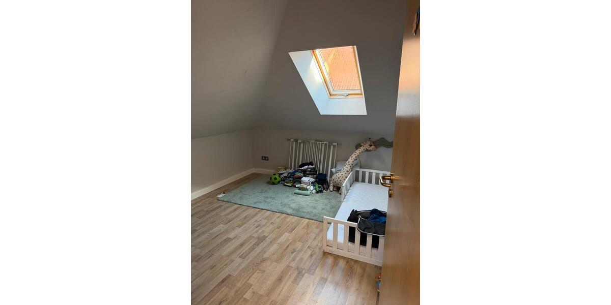 Dachgeschoßwohnung Hildburghausen - 3 Zimmer, 56 m&sup2;, 560&euro; | Angebot:26631207