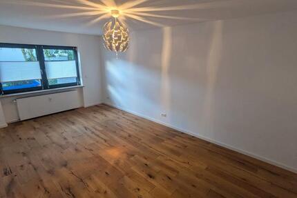 Wohnung Frankfurt am Main Bonames - 4 Zimmer, 110 m&sup2;, 2.200&euro; | Angebot:27621335