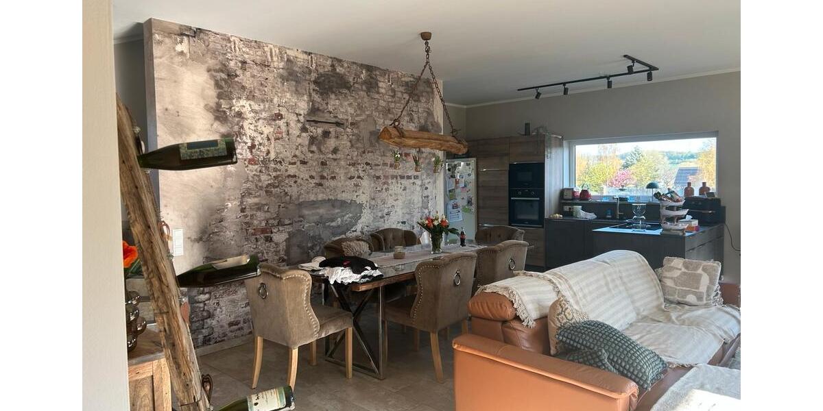 Einfamilienhaus Grafschaft - 4.5 Zimmer, 119 m&sup2;, 1.400&euro; | Angebot:26238175