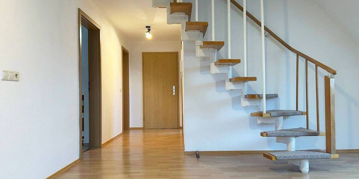 Etagenwohnung Dresden Klotzsche - 3 Zimmer, 69 m&sup2;, 665&euro; | Angebot:26154796