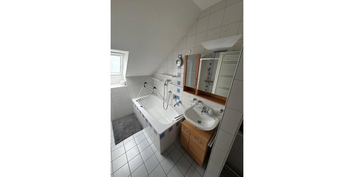 Dachgeschoßwohnung Bad Steben - 4 Zimmer, 106 m&sup2;, 800&euro; | Angebot:25972966