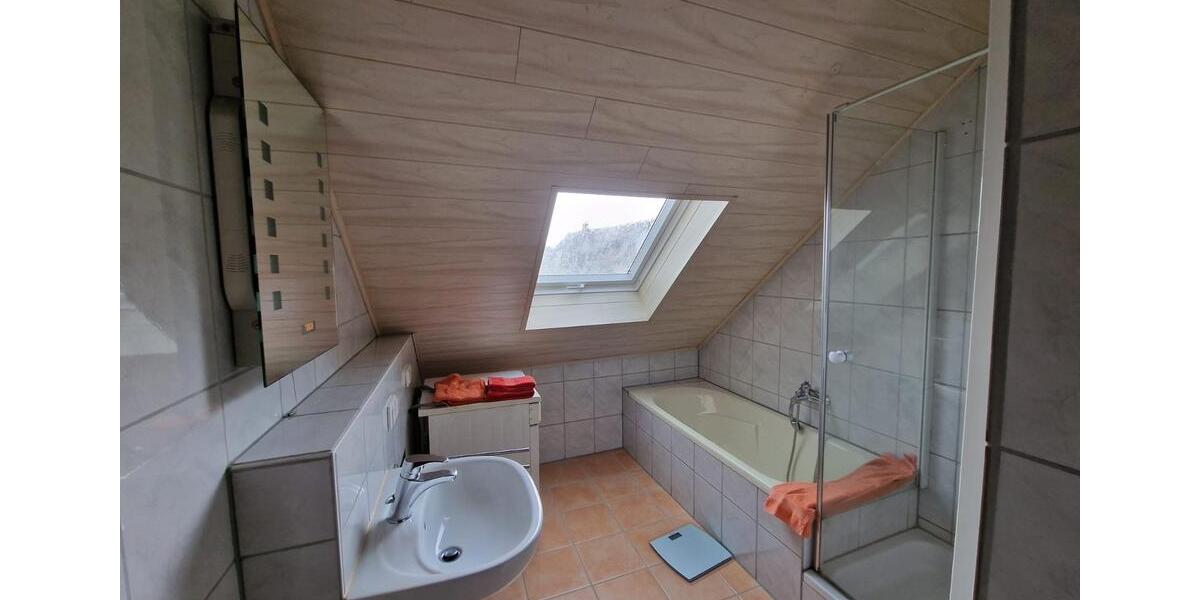 Etagenwohnung Seelbach - 3 Zimmer, 80 m&sup2;, 1.200&euro; | Angebot:26680573