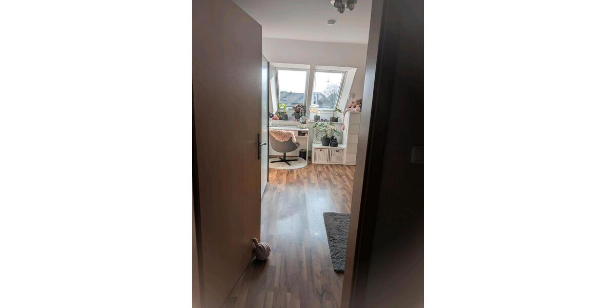 Etagenwohnung Barßel - 4 Zimmer, 100 m&sup2;, 1.000&euro; | Angebot:25394124