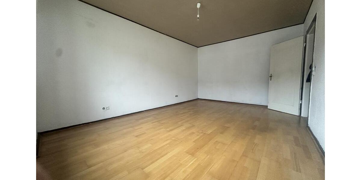 Etagenwohnung Wuppertal Gemarkung Langerfeld - 4 Zimmer, 107 m&sup2;, 860&euro; | Angebot:25648690