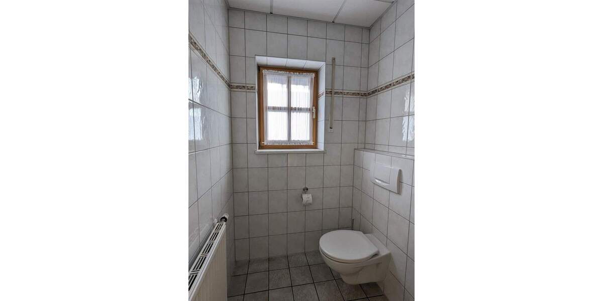 Gewerbeobjekt Triftern - 1 Zimmer, 895&euro; | Angebot:23196517