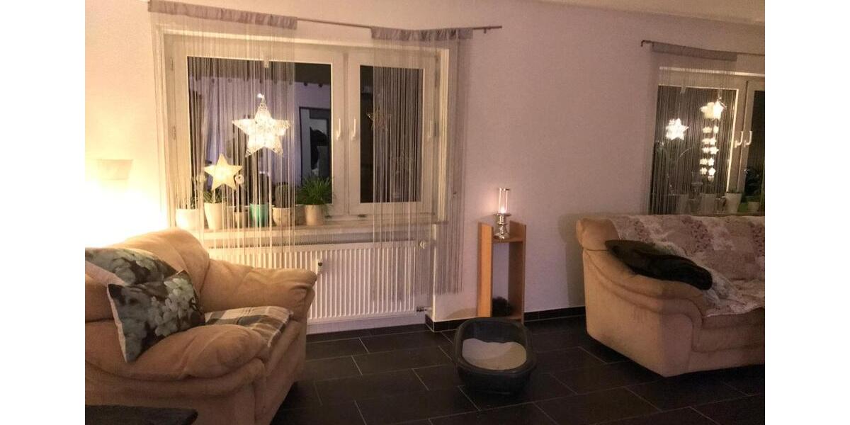 Sehr schöne 3,5 Zimmer Wohnung + Balkon 3 zimmer