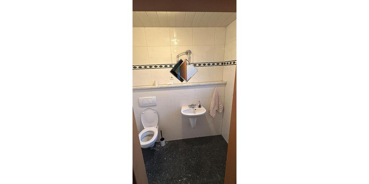 Einfamilienhaus Troisdorf Altenrath - 7 Zimmer, 203 m&sup2;, 6.999&euro; | Angebot:25811174