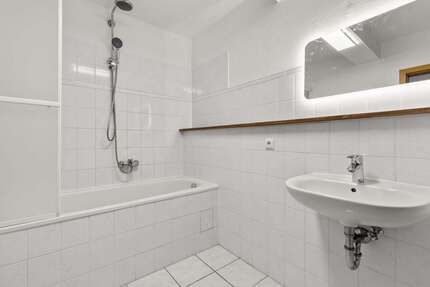 Wohnung Leuna Günthersdorf - 3 Zimmer, 74 m&sup2;, 588&euro; | Angebot:25965079
