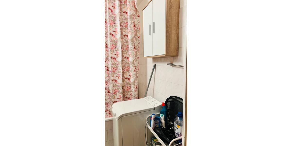 Schöne 1-Zimmer-Wohnung mit Balkon zu vermieten in Erfurt 1 zimmer